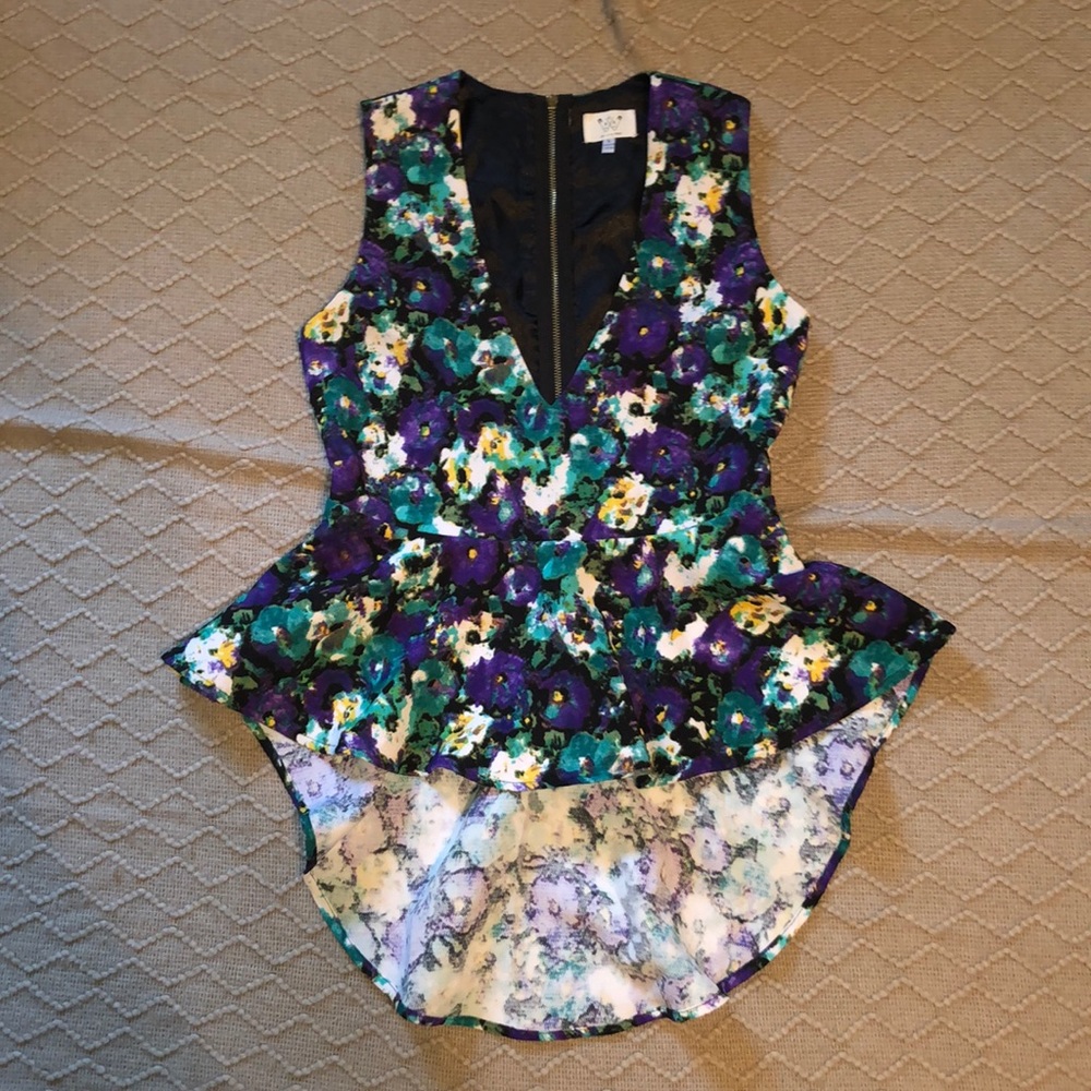 Deep v peplum